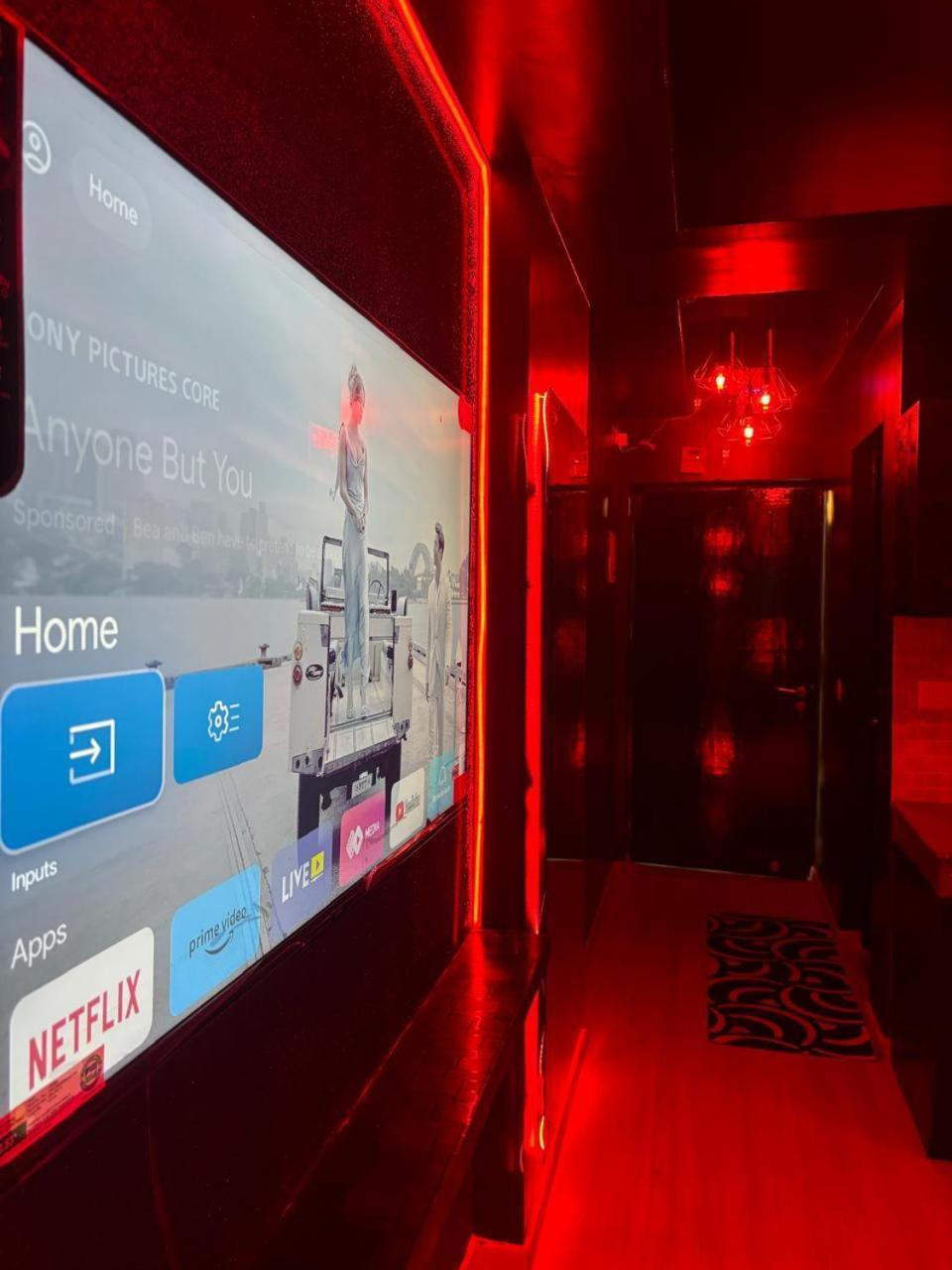 Dolphin Inn & Suites Manhattan ラクナウ エクステリア 写真